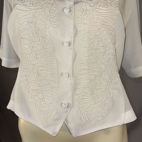 Vintage White Embroidered Beaded Chiffon Short Sleeve Button Down Blouse Size 10 - Picture 3 of 10